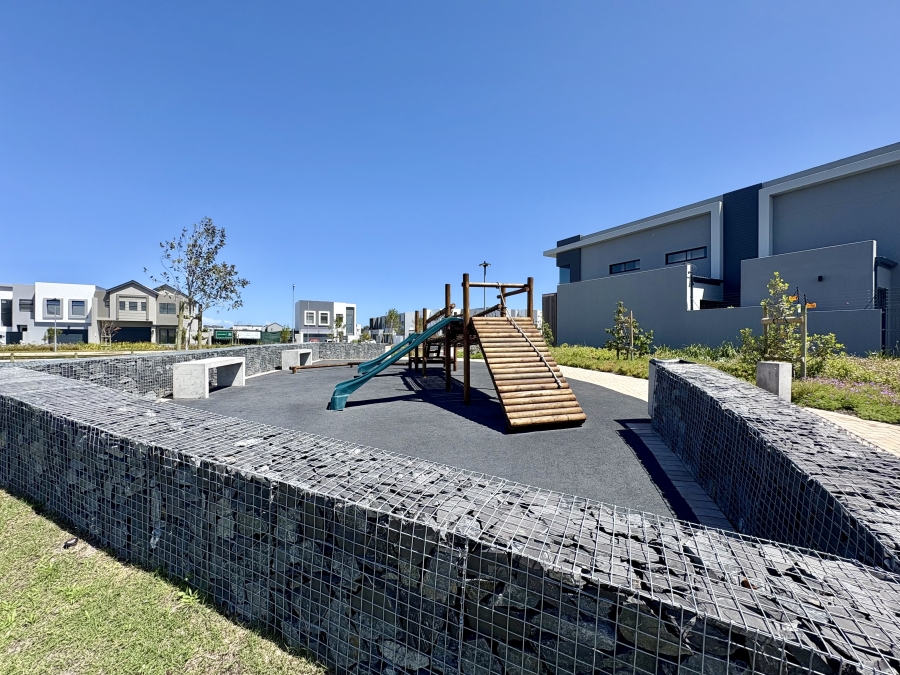 4 Bedroom Property for Sale in Sandown Western Cape